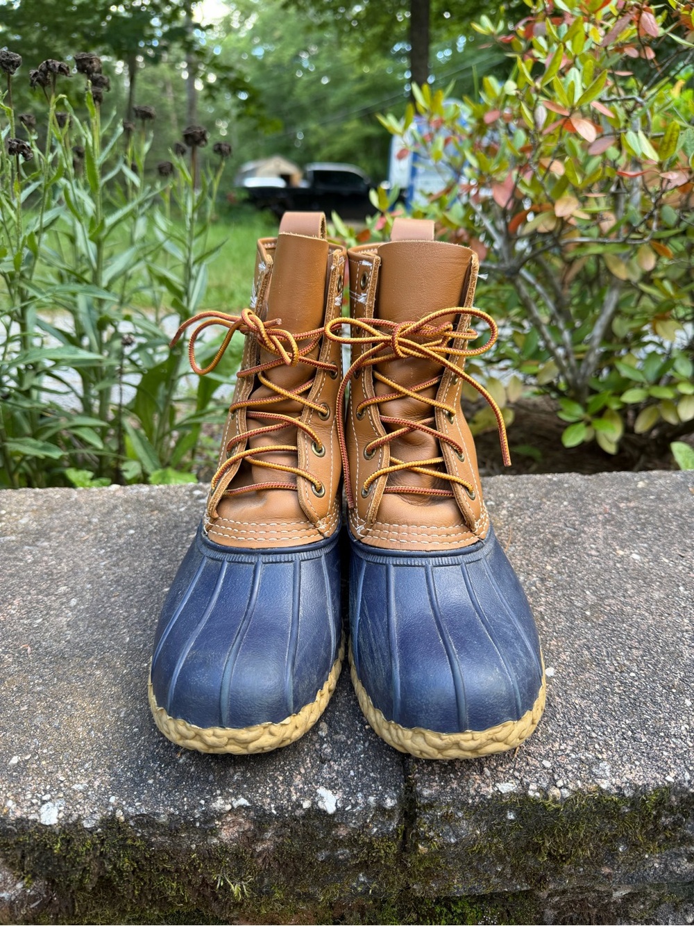Women’s Two-Tone Duck Boots - Navy & Brown